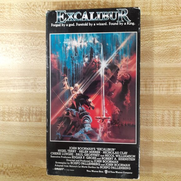 Excalibur 1981 VHS Fantasy Cult Classic Helen Mirren Liam Neeson Gabriel Byrne - Picture 3 of 10